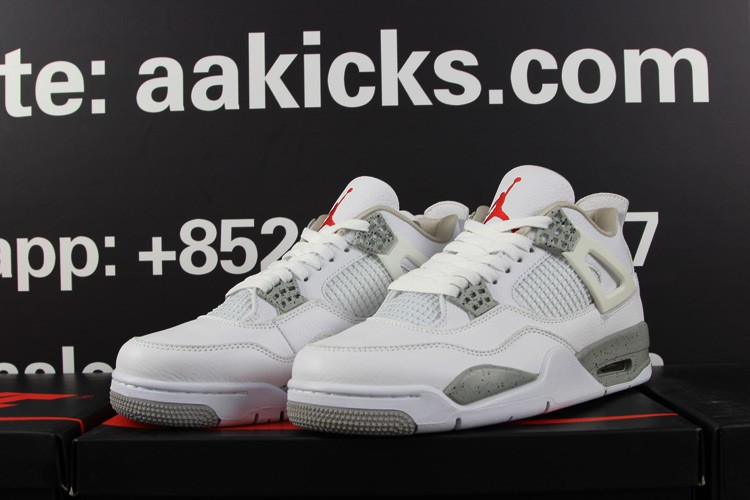 Air Jordans 4 Retro “White Oreo” CT8527-100