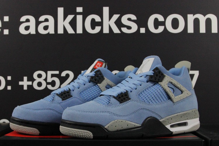 Air Jordans 4 Retro ‘University Blue’ CT8527-400